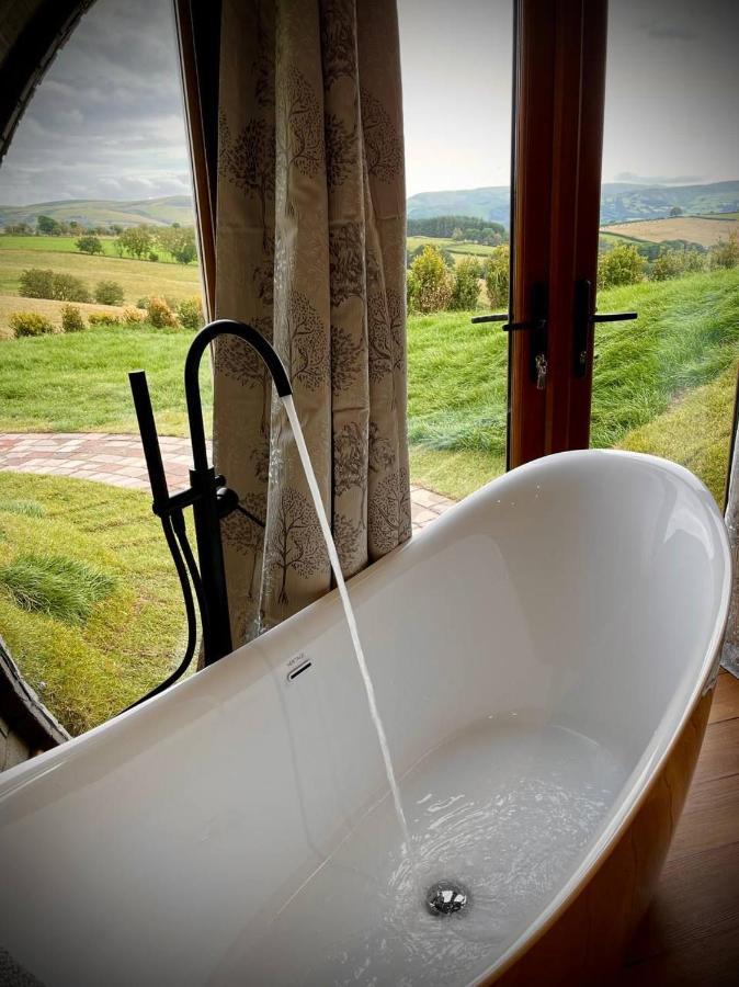 Rabbits View Villa Rhayader Exterior photo