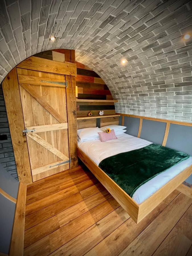 Rabbits View Villa Rhayader Exterior photo
